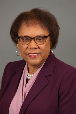 Dr. Cynthia Taueg